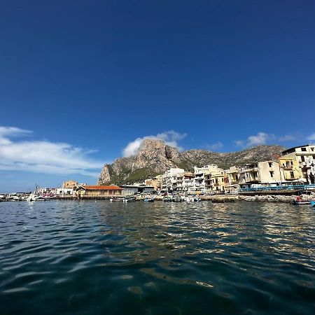 Casa Vacanze La Rocca 2 Palermo Exterior foto