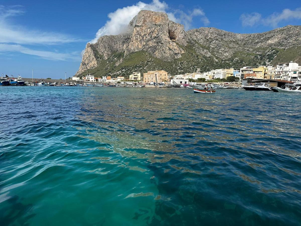 Casa Vacanze La Rocca 2 Palermo Exterior foto