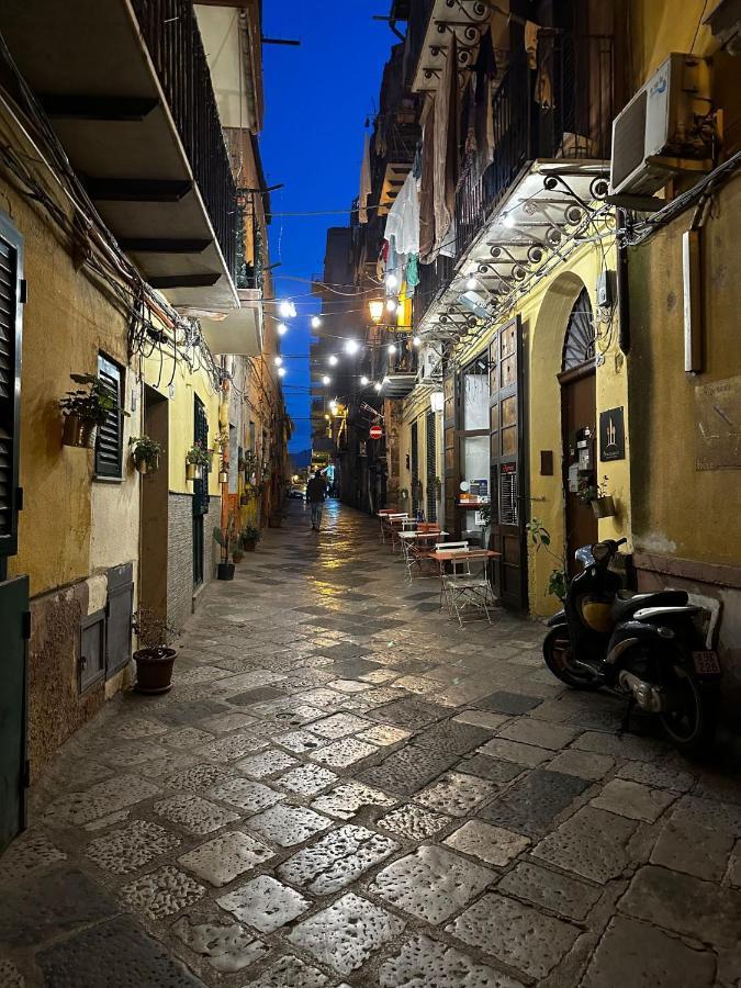 Casa Vacanze La Rocca 2 Palermo Exterior foto